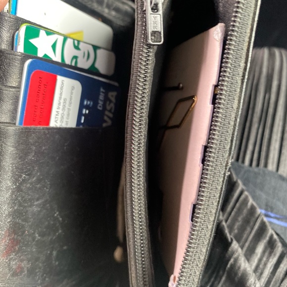 LONGCHAMP BLACK VNTG RARE ZIP-AROUND SLIM Wallet LUX GUC - Picture 9 of 14